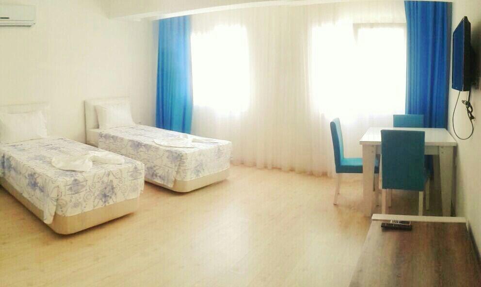 Mavi Butik Apart Çeşme Eksteriør billede